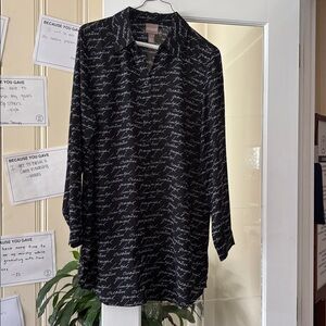 Chico’s Long Sleeve Black Tunic White Writing Creative Graceful Beautiful 1 (8)